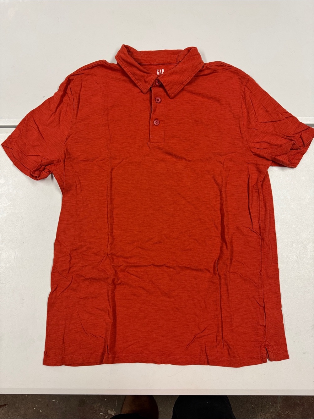 GAP Men's Orange-Red Short Sleeve Polo